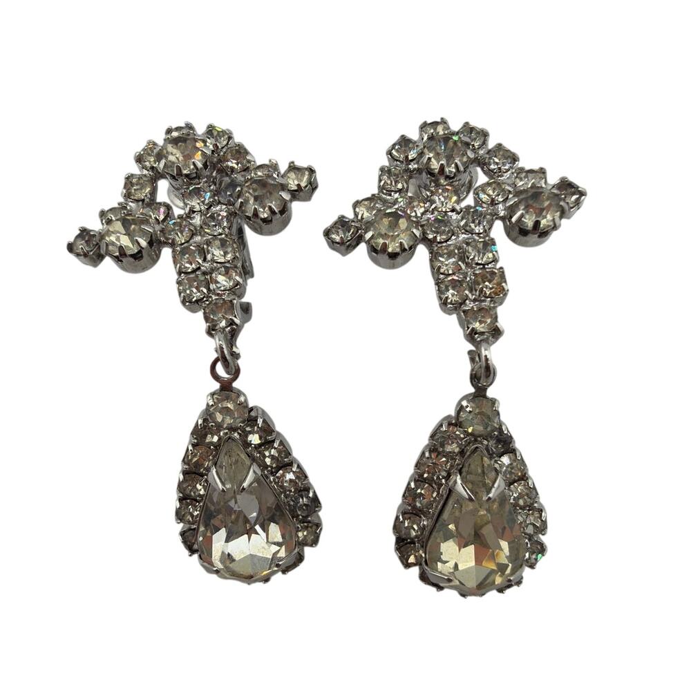 Vintage Kramer of New York Austrian Crystal Rhinestone Clip-On Earrings